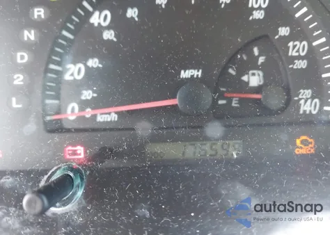 2004 Toyota Camry Le z USA, uszkodzony, nr VIN 4T1BE32K74U331873